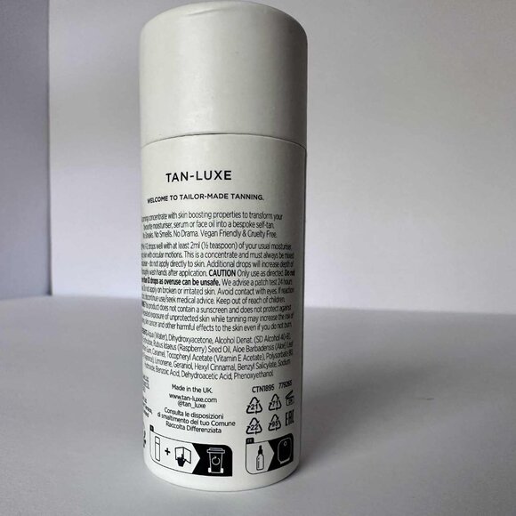 Tan-Luxe “The Face” Illuminating Self-Tan Drops Mini (Light/Medium)– 10ml - Picture 3 of 5
